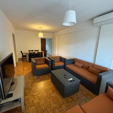 River Court, Flat 8 Apartmán Nikósie