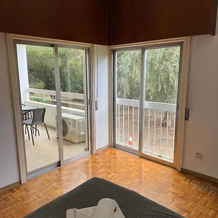 River Court, Flat 8 Apartment