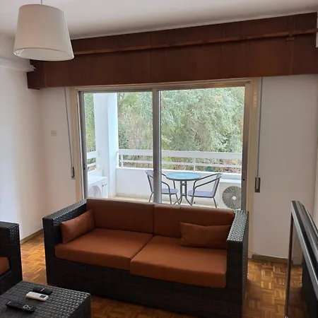 River Court, Flat 8 * Nicosia
