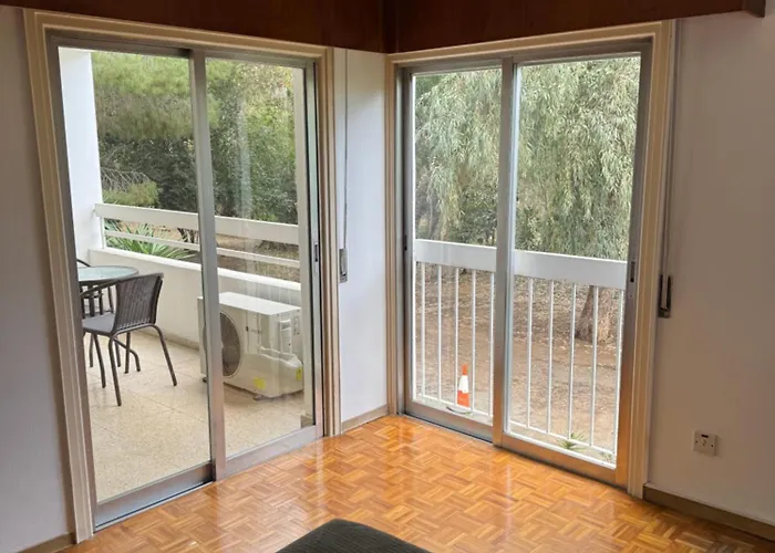 River Court, Flat 8 Lägenhet